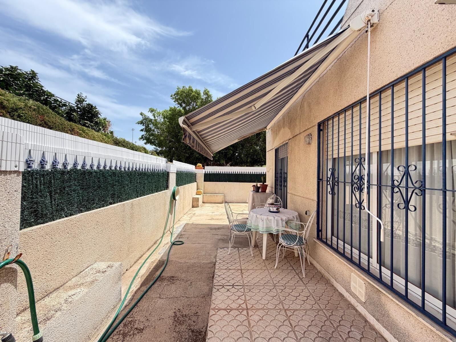 2-Bedroom House in Carrefour, Torrevieja - Image 33