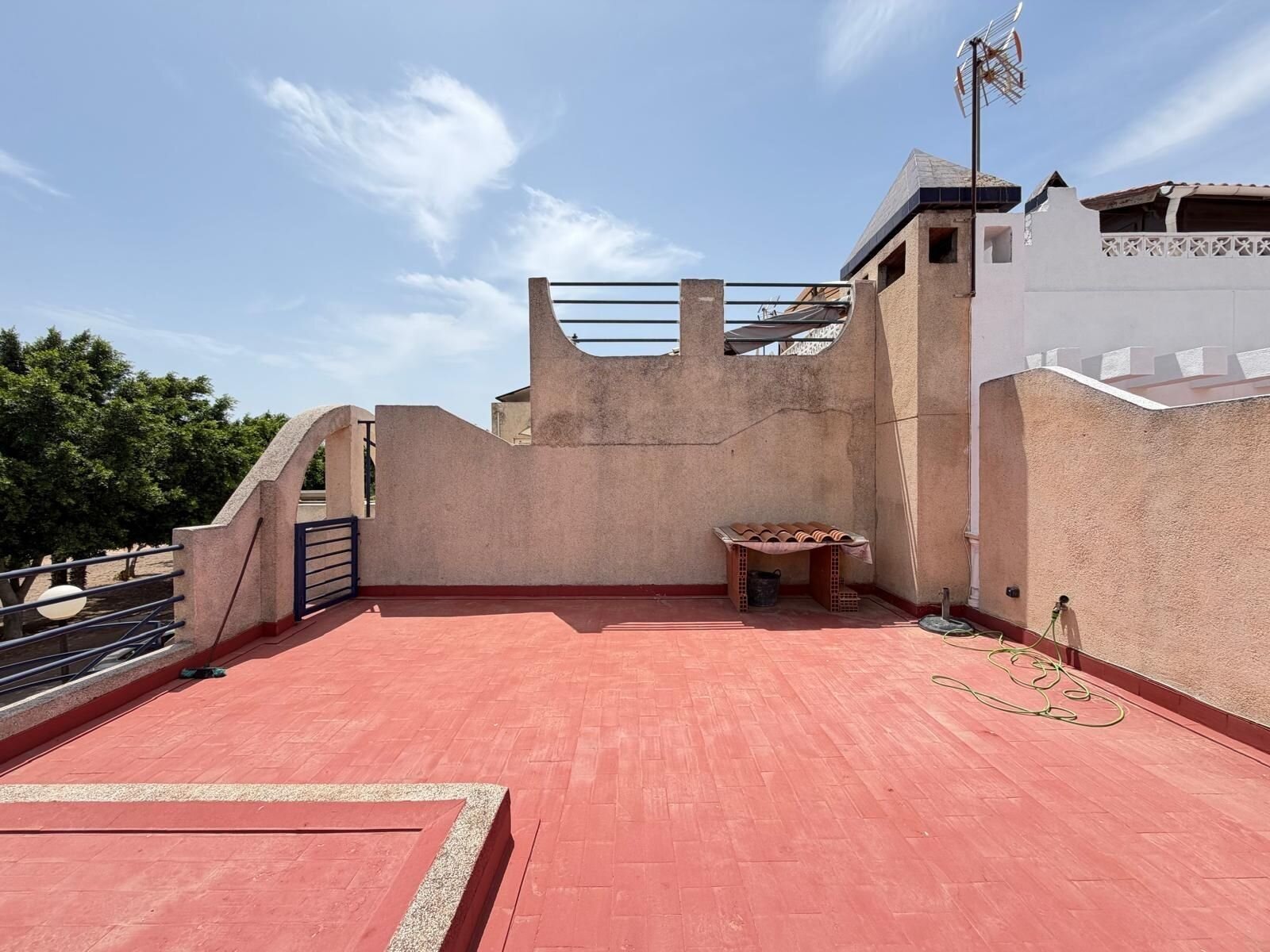 2-Bedroom House in Carrefour, Torrevieja - Image 48