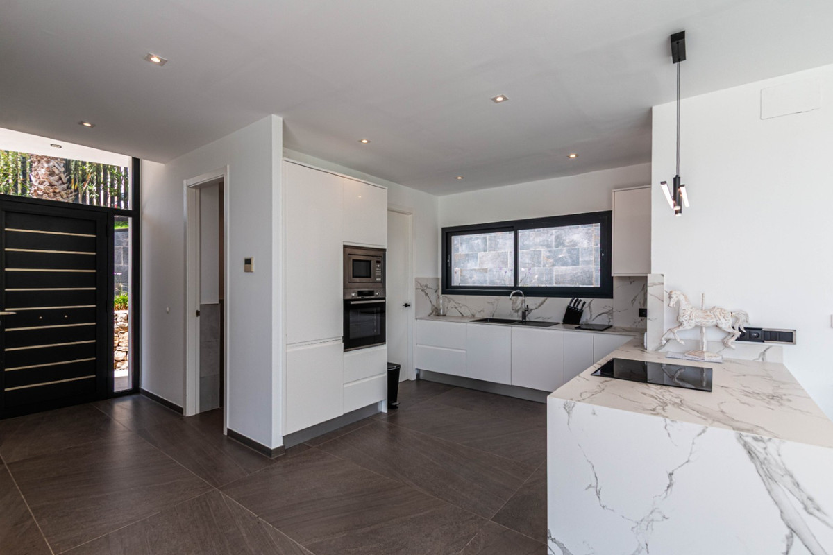 3-Bedroom Detached House in  Javea | Sunny Casas - Costa ... - Image 13