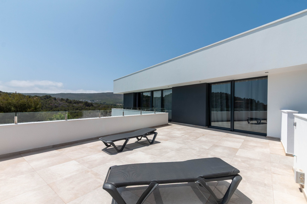 3-Bedroom Detached House in  Javea | Sunny Casas - Costa ... - Image 25