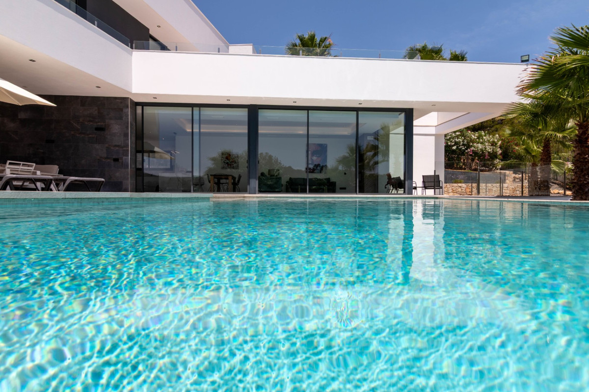3-Bedroom Detached House in  Javea | Sunny Casas - Costa ... - Image 9