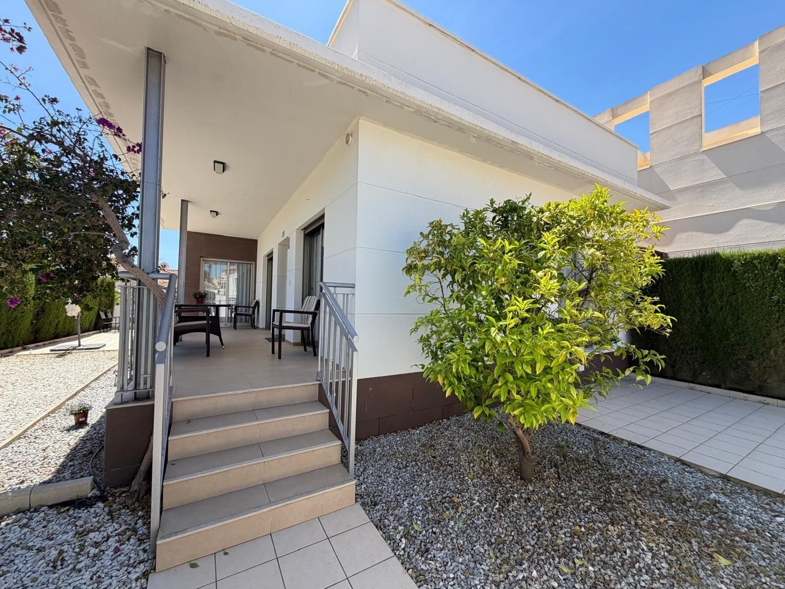 Villa de 4 Dormitorios en Doña Pepa, Rojales - Image 3
