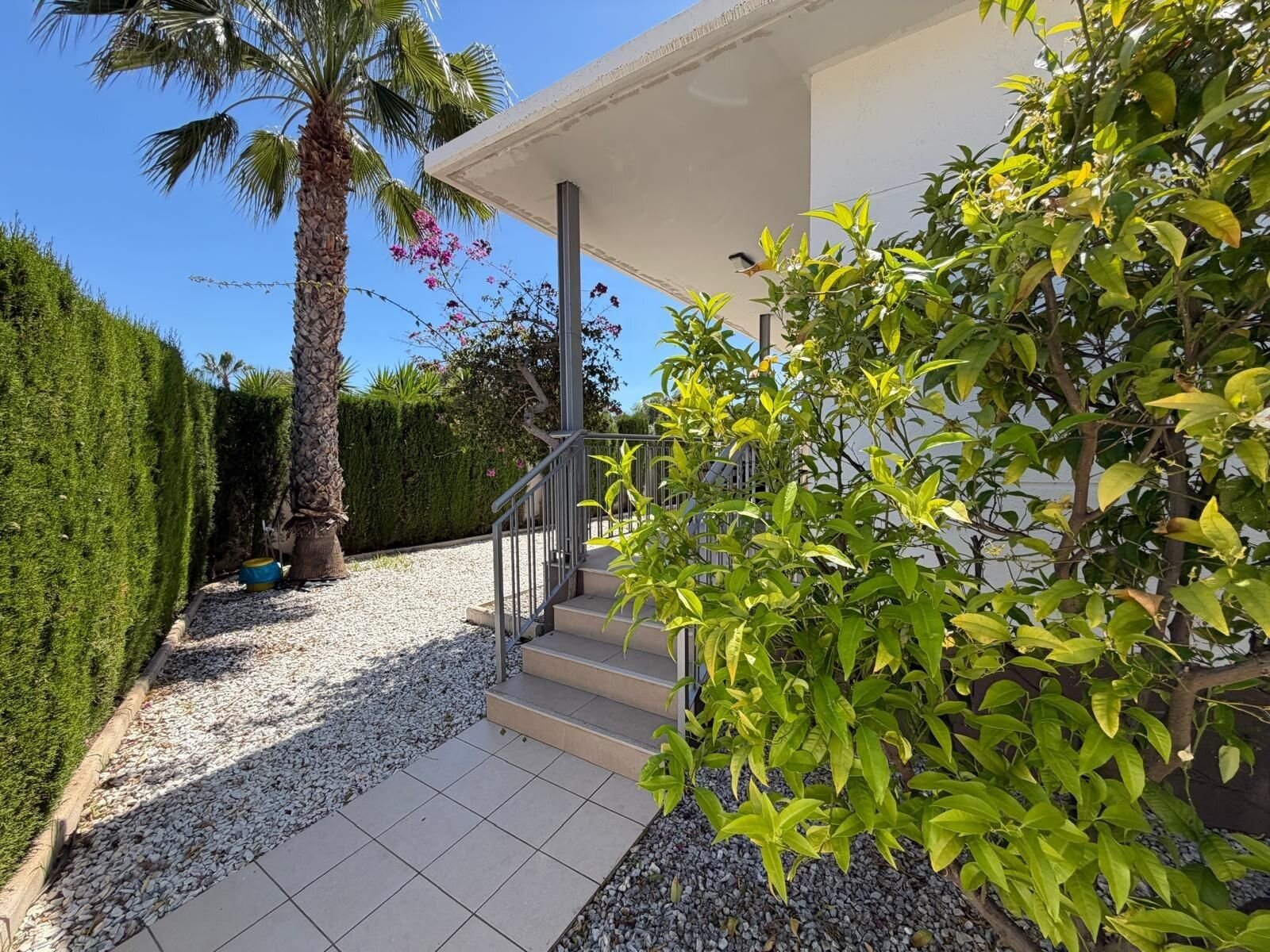Villa de 4 Dormitorios en Doña Pepa, Rojales - Image 7