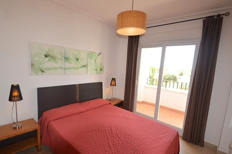2-Bedroom Apartment in Sucina, Sucina - Image 11