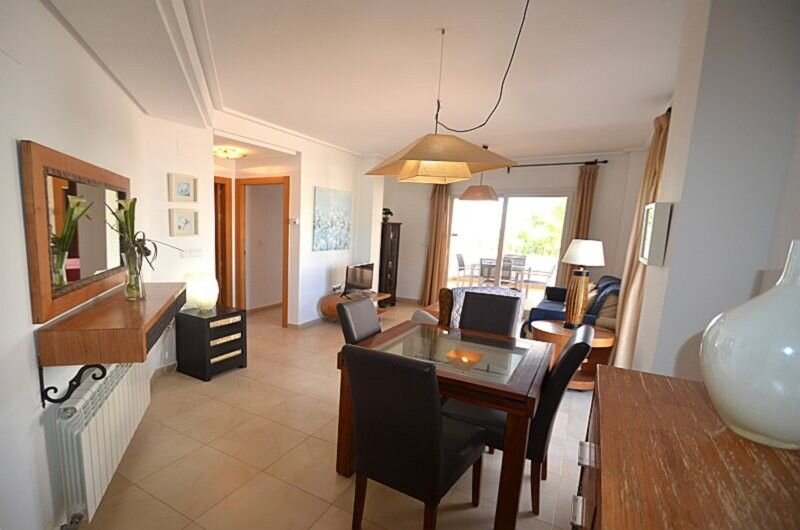 2-Bedroom Apartment in Sucina, Sucina - Image 2
