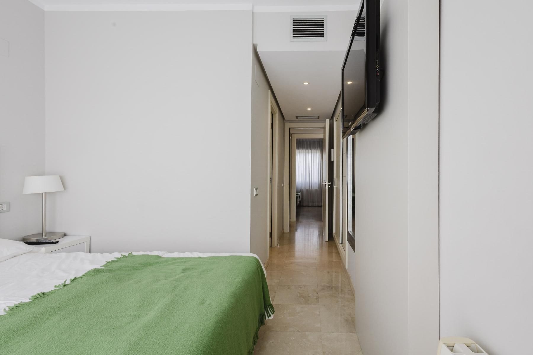 2-Bedroom Penthouse in Las Colinas Golf, Orihuela - Image 24