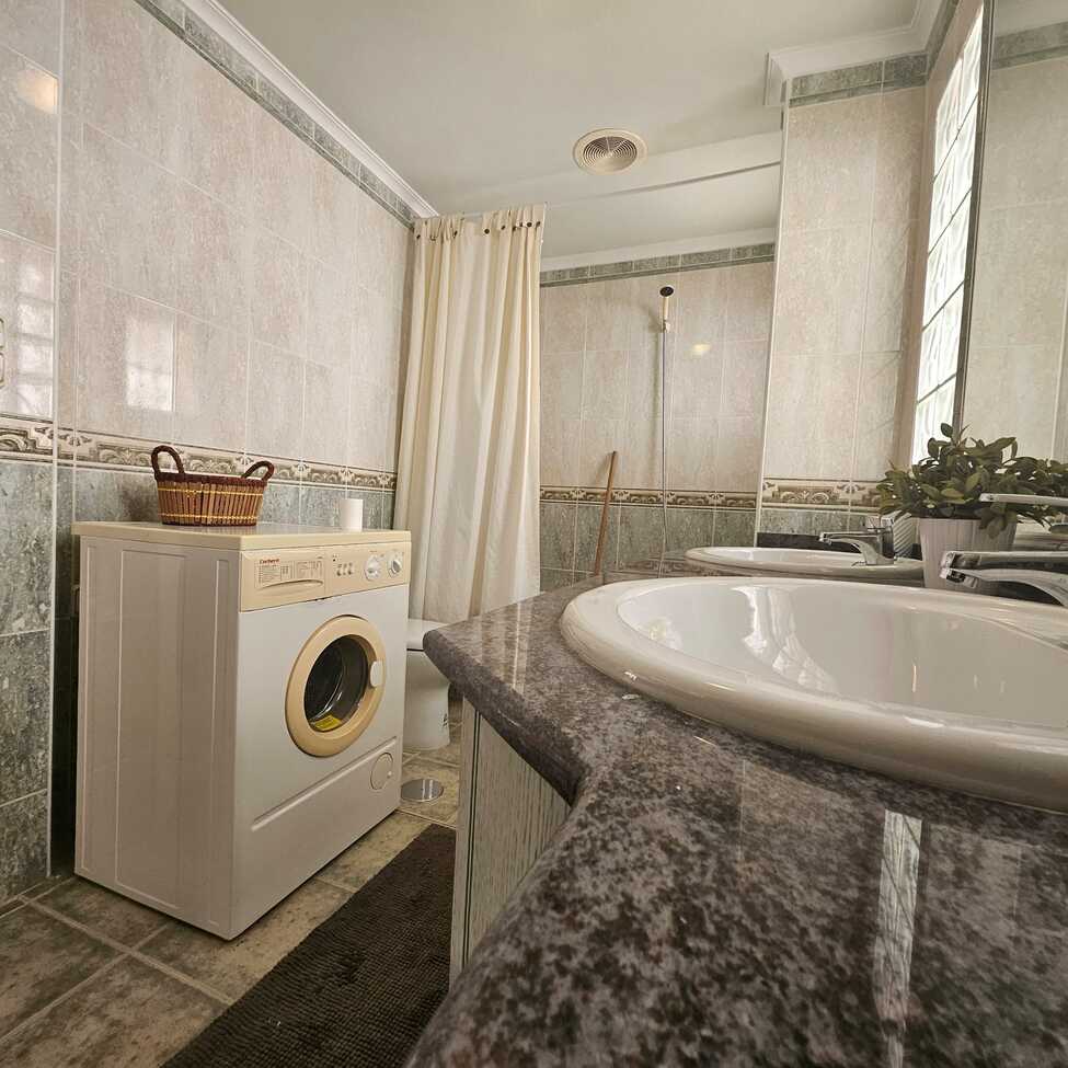 3-Bedroom Villa in Guardamar del Segura | Sunny Casas - ... - Image 15