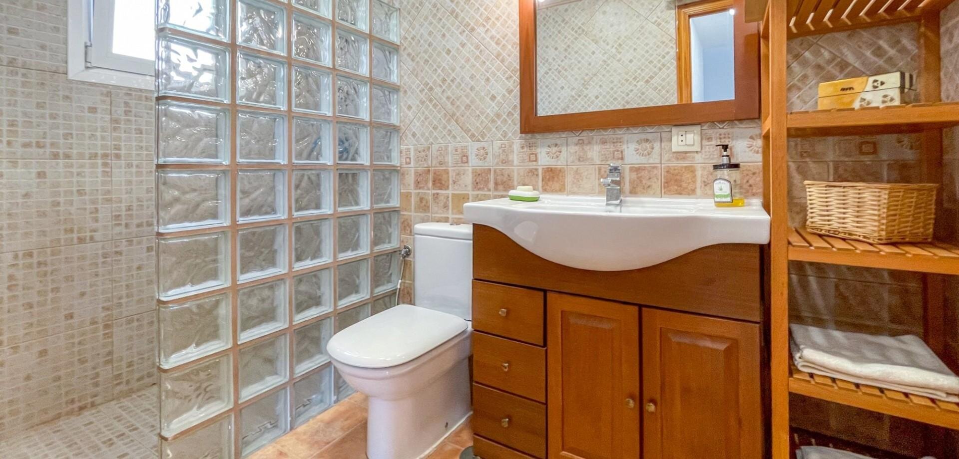 2-Bedroom House in Orihuela Costa, Orihuela Costa - Image 16