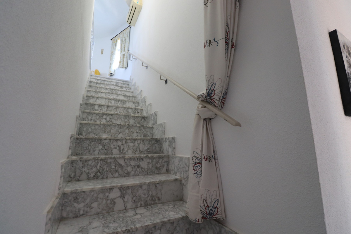 5-Bedroom Detached House in Algorfa | Sunny Casas - Cost... - Image 20