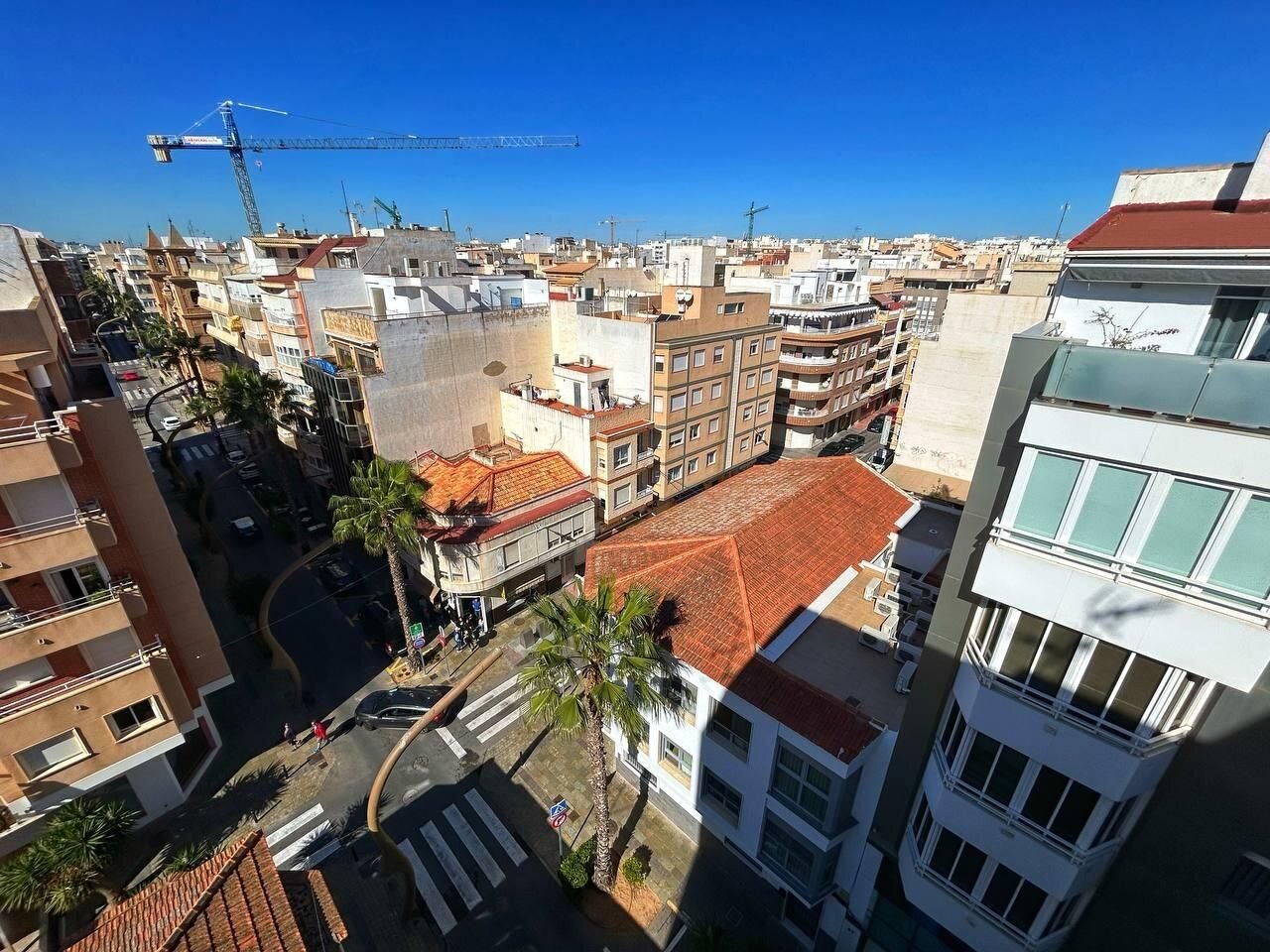 3-Bedroom Penthouse in Torrevieja, Torrevieja - Image 22