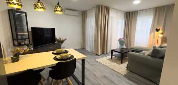 Apartamento de 2 Dormitorios en Centro, Torrevieja