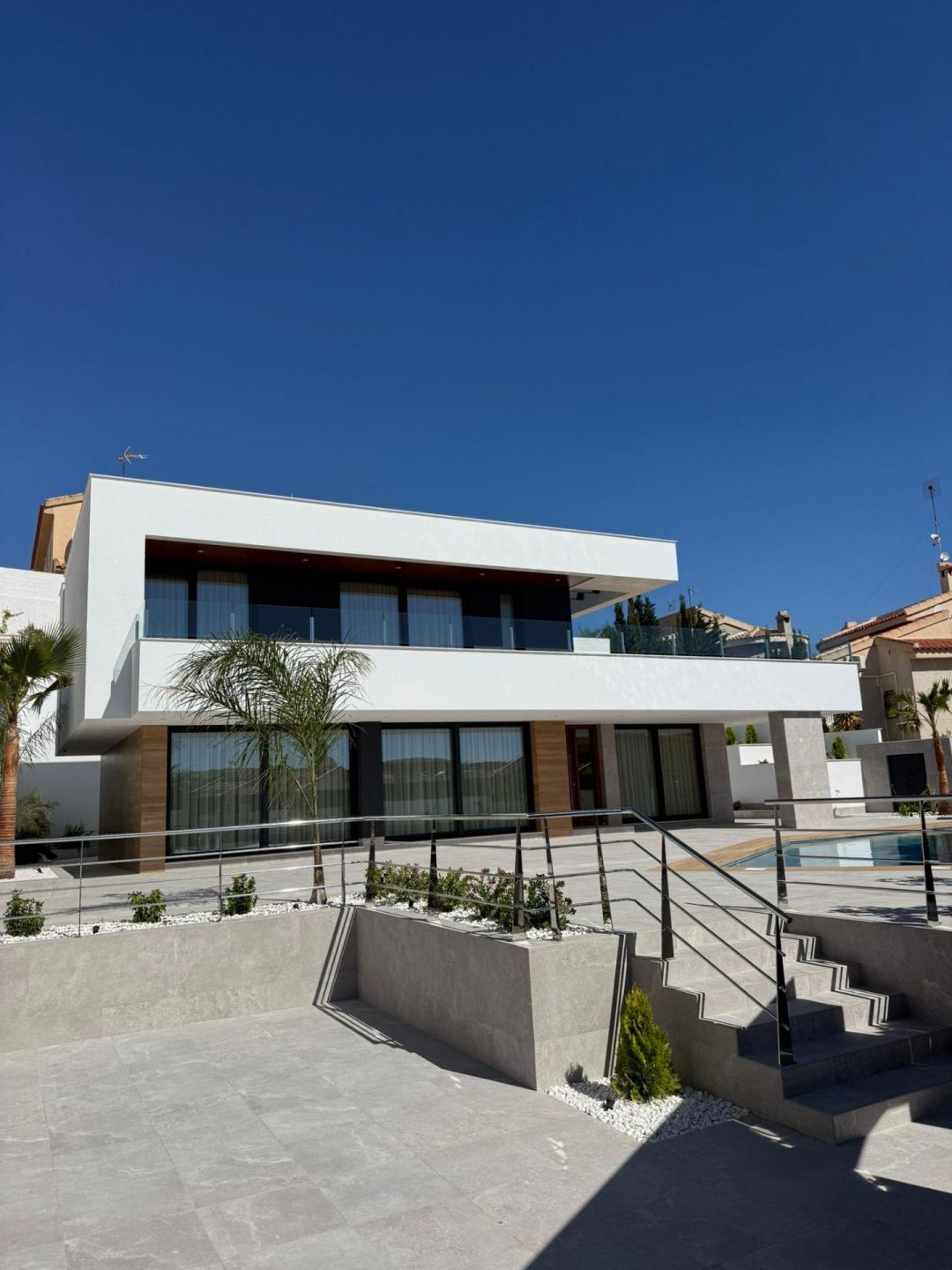 4-Bedroom Villa in Rojales - Image 1