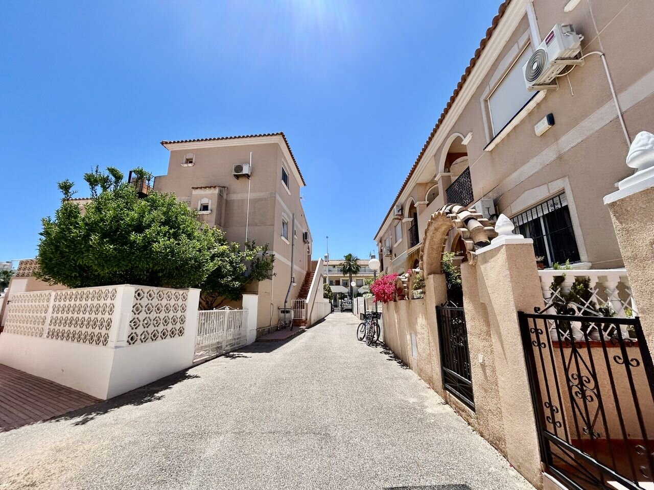 2-Bedroom Penthouse in La Zenia, Orihuela Costa - Image 29