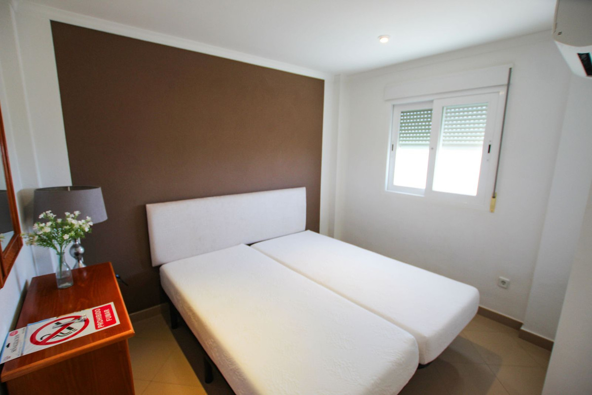 6-Bedroom Detached House in  Calpe | Sunny Casas - Costa ... - Image 17