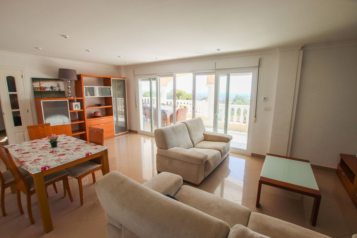 6-Bedroom Detached House in  Calpe | Sunny Casas - Costa ... - Image 4