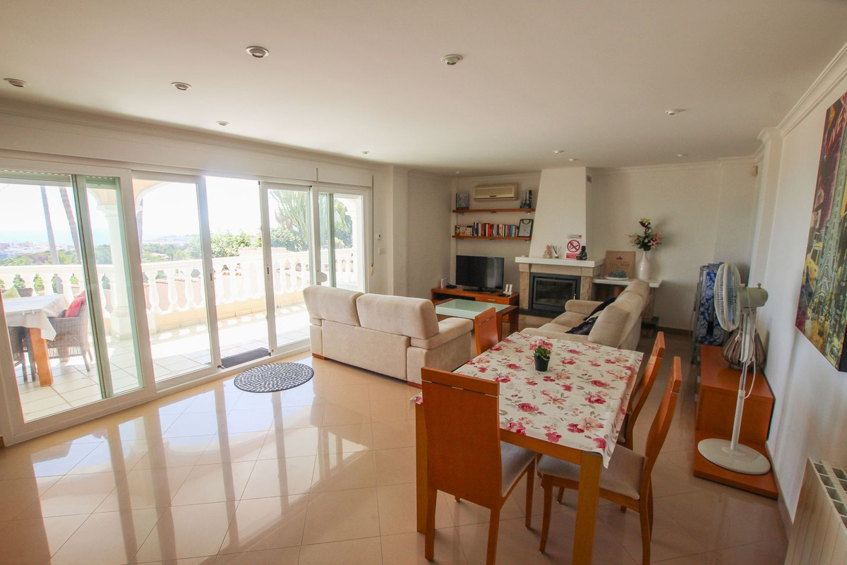 6-Bedroom Detached House in  Calpe | Sunny Casas - Costa ... - Image 5