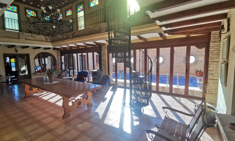 4-Bedroom Detached House in Orihuela | Sunny Casas - Cos... - Image 9