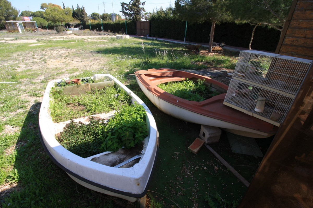 2-Bedroom Bungalow in Orihuela Costa | Sunny Casas - Cos... - Image 10