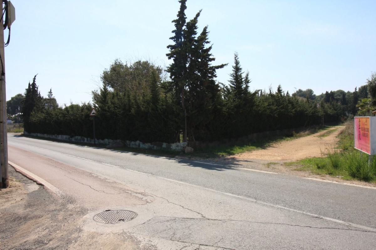 2-Bedroom Bungalow in Orihuela Costa | Sunny Casas - Cos... - Image 5