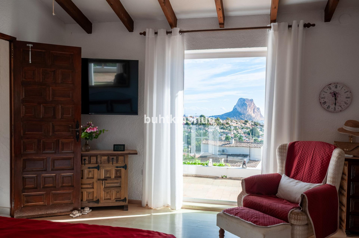4-Bedroom Detached House in  Calpe | Sunny Casas - Costa ... - Image 22