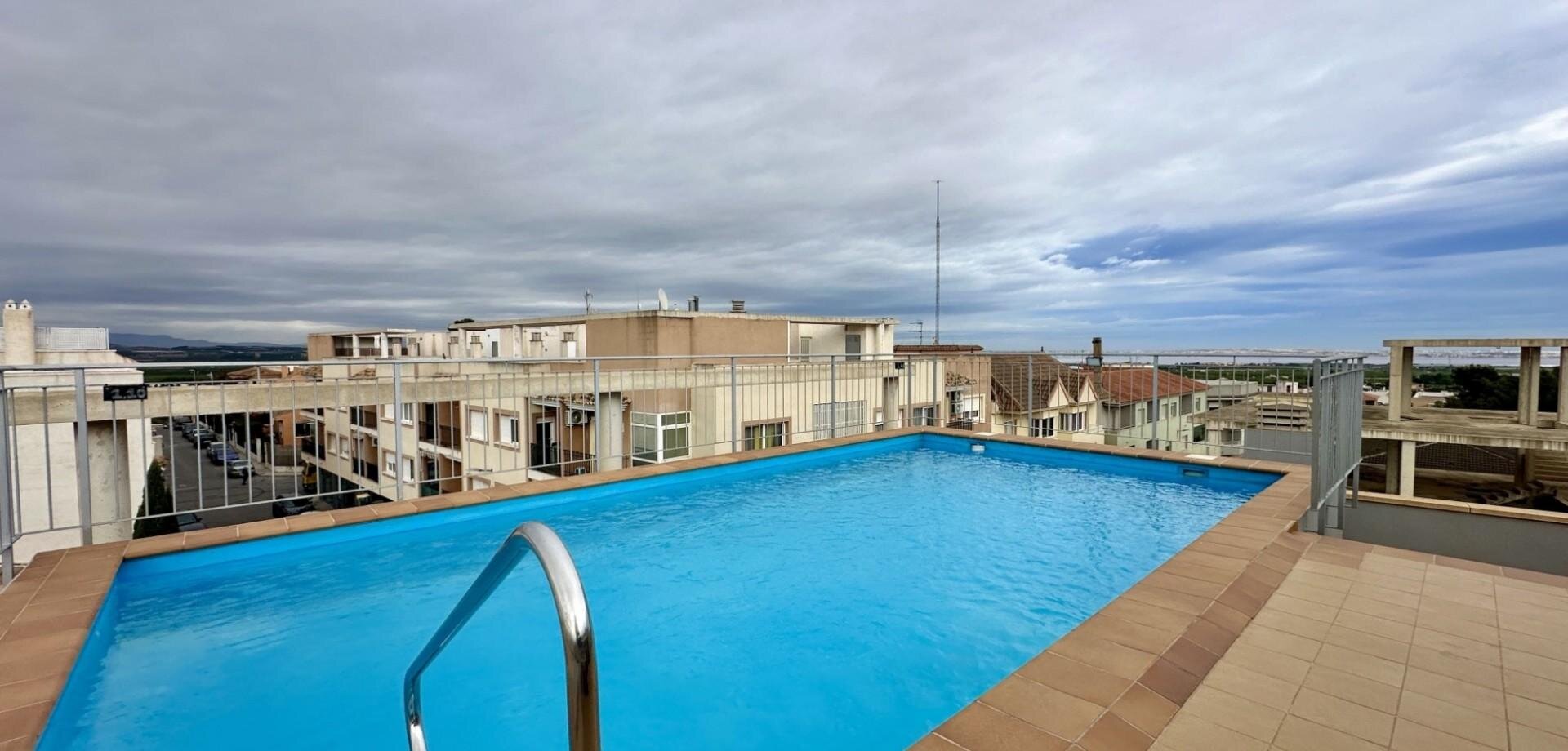 2-Bedroom Apartment in Pueblo 9, San Miguel de Salinas - Image 4