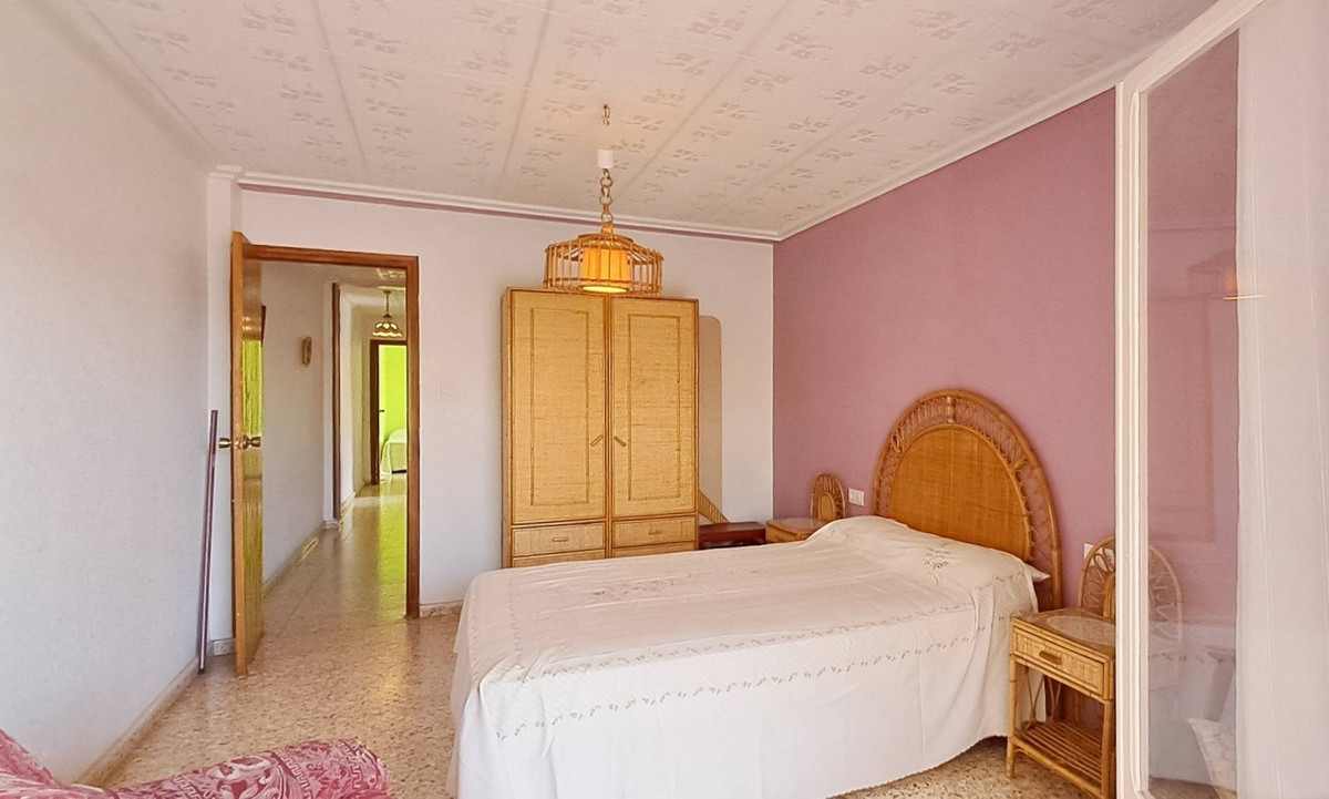 3-Bedroom Penthouse Apartment in Torrevieja | Sunny Casa... - Image 12