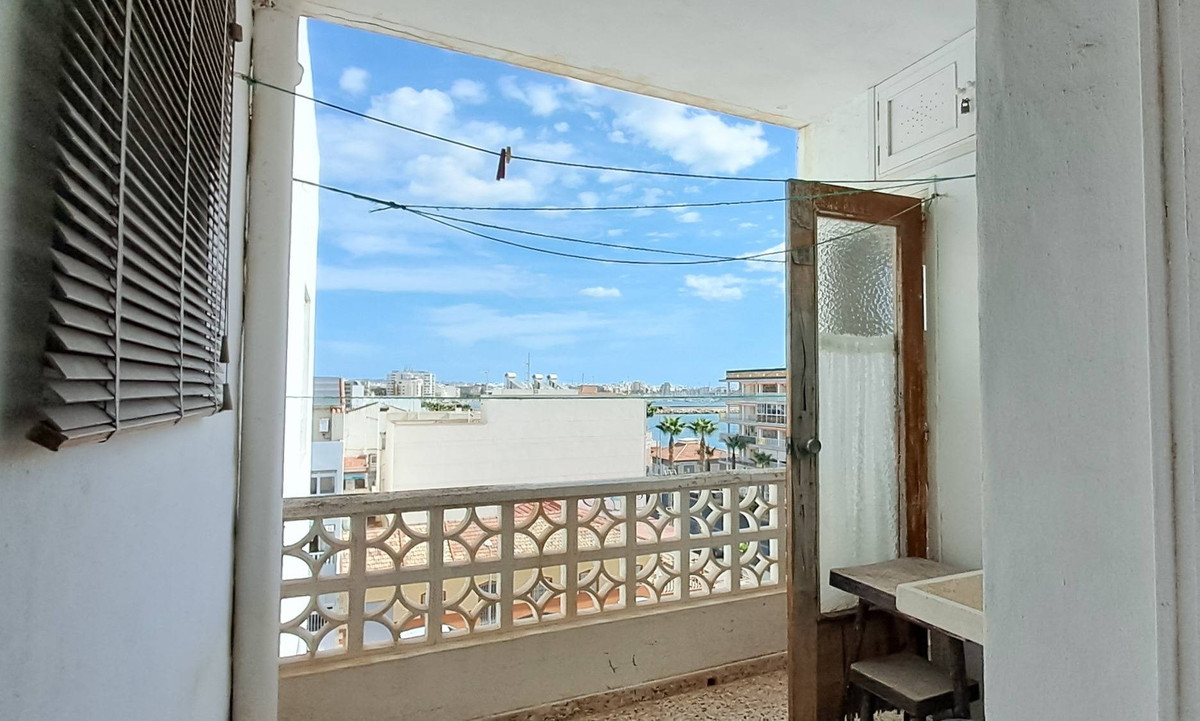 3-Bedroom Penthouse Apartment in Torrevieja | Sunny Casa... - Image 14