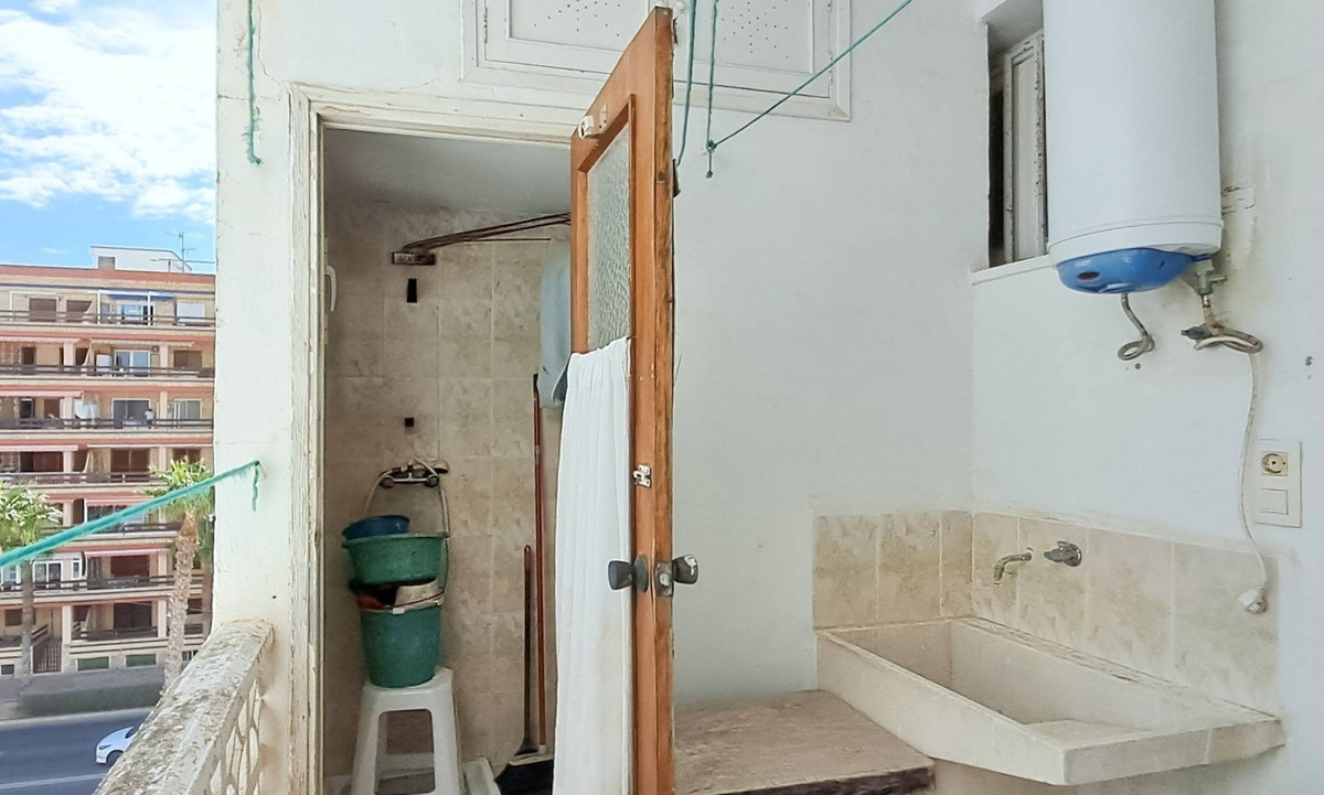 3-Bedroom Penthouse Apartment in Torrevieja | Sunny Casa... - Image 15