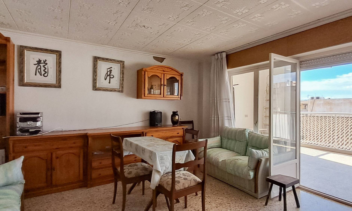 3-Bedroom Penthouse Apartment in Torrevieja | Sunny Casa... - Image 6