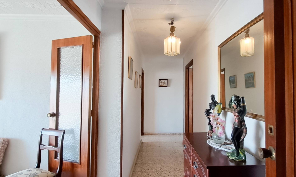3-Bedroom Penthouse Apartment in Torrevieja | Sunny Casa... - Image 7