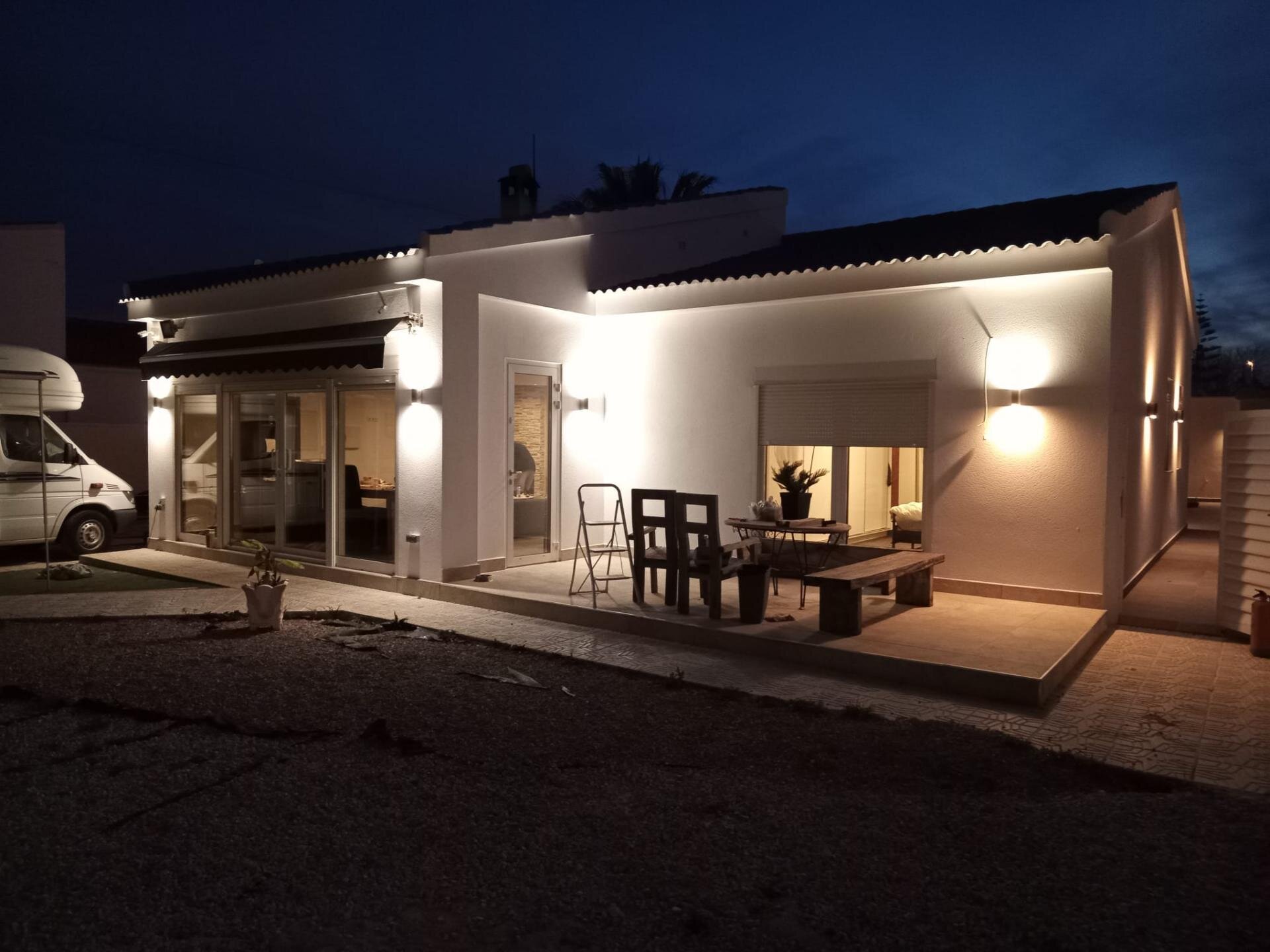 Villa de 4 Dormitorios en Lomas de Cabo Roig, Orihuela Costa - Image 2