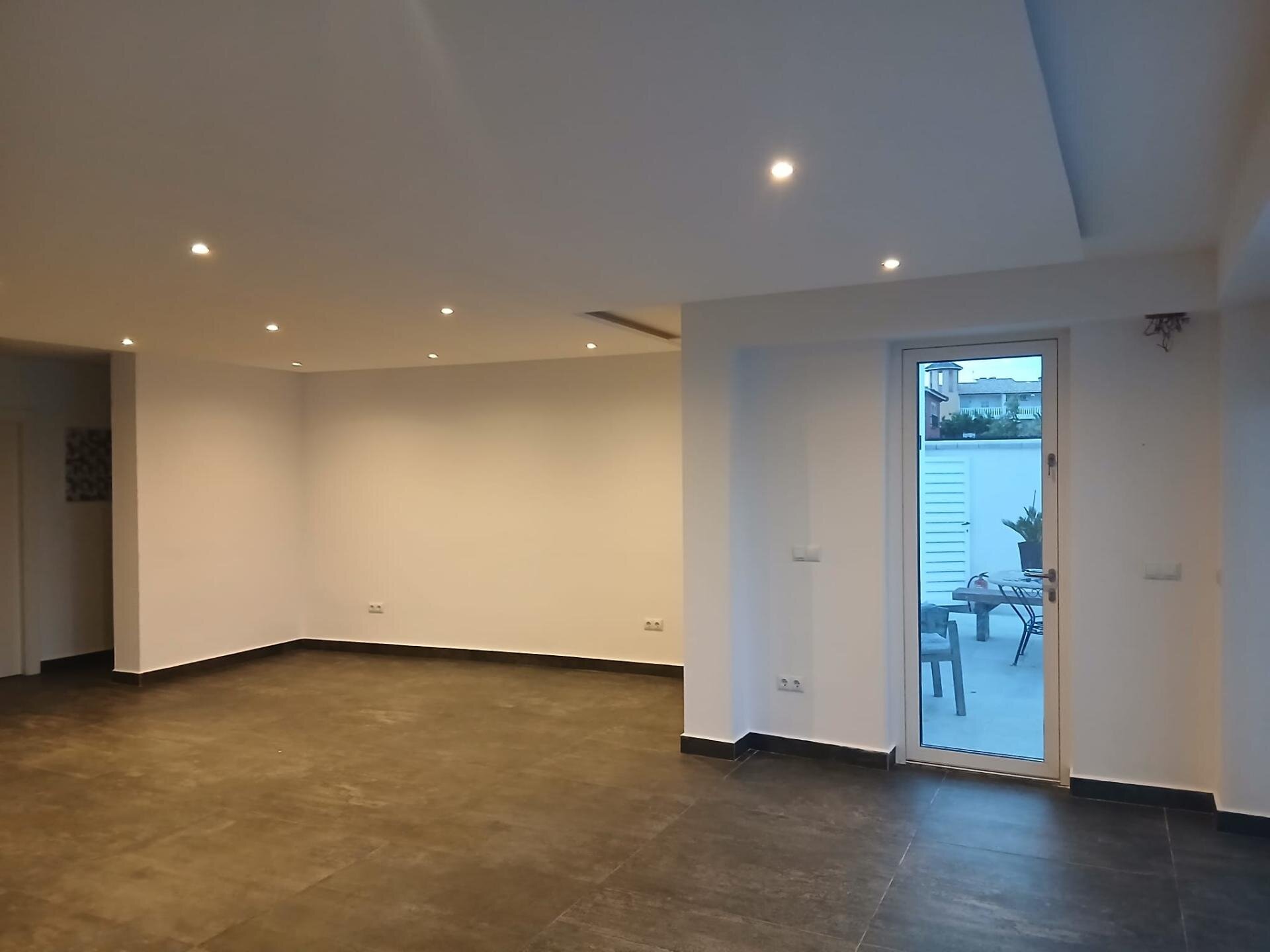 Villa de 4 Dormitorios en Lomas de Cabo Roig, Orihuela Costa - Image 20