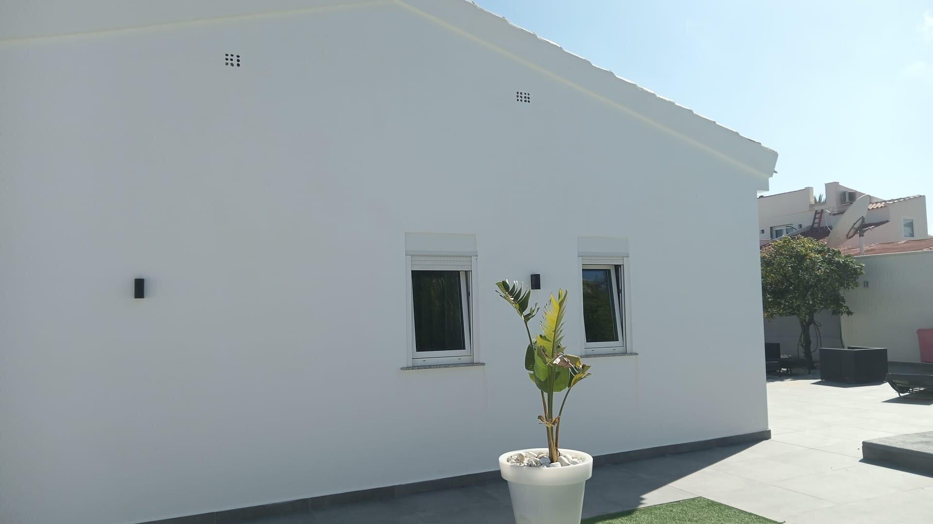 Villa de 4 Dormitorios en Lomas de Cabo Roig, Orihuela Costa - Image 30
