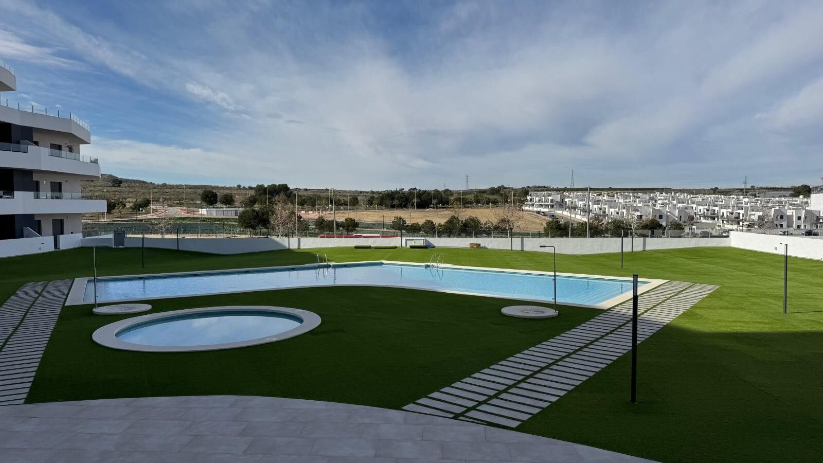 2-Bedroom Apartment in Pueblo, San Miguel de Salinas - Image 2