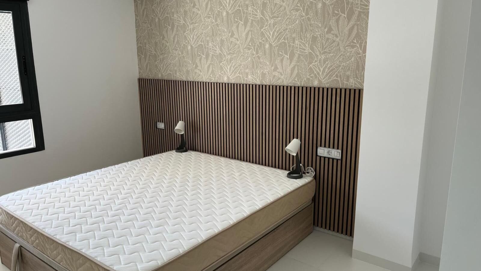 2-Bedroom Apartment in Pueblo, San Miguel de Salinas - Image 8