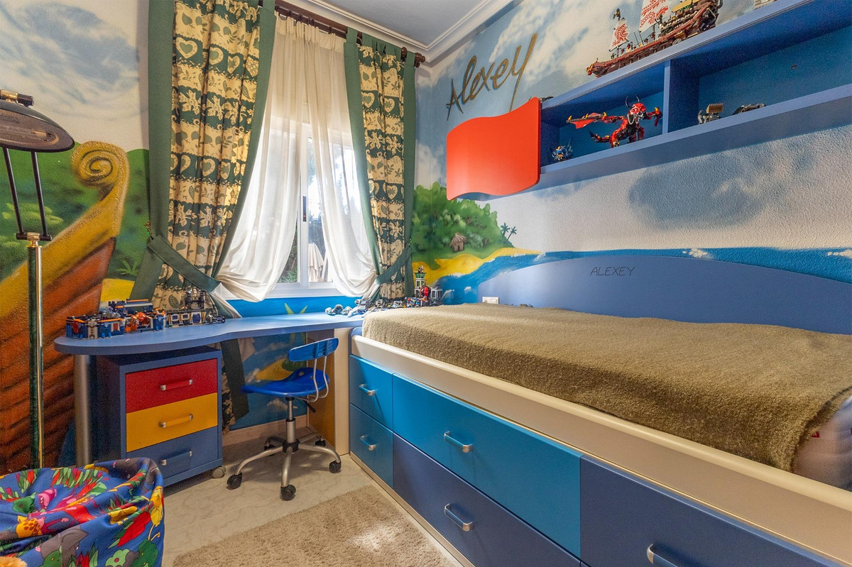 5-Bedroom Detached House in Ciudad Quesada, Rojales | Sun... - Image 16