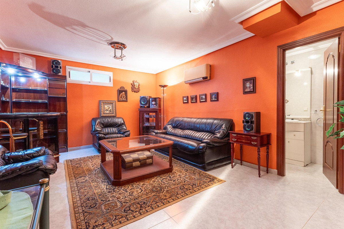 5-Bedroom Detached House in Ciudad Quesada, Rojales | Sun... - Image 20