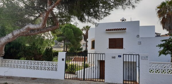 3-Bedroom Villa in La Zenia, Orihuela Costa