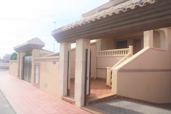 3 magamistuba - Maja - La Siesta Torrevieja