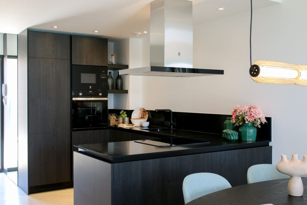 3-Bedroom Semi-Detached House in Algorfa - Image 11