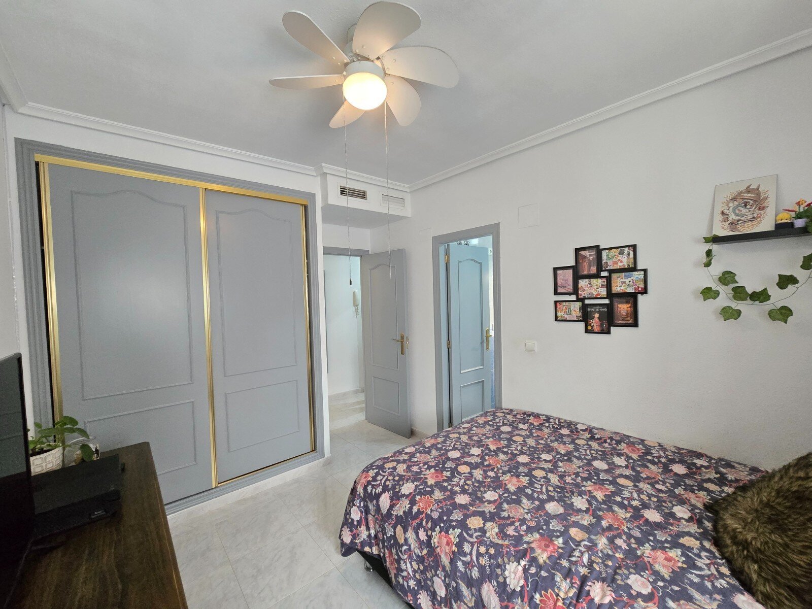 3-Bedroom Apartment in Pueblo 8, Los Montesinos - Image 6